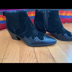Zara Black Cowboy Western Boots size 5 35